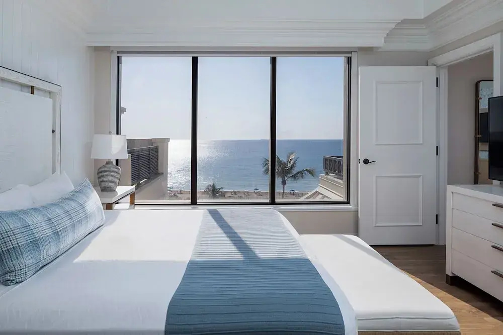 1 Bedroom Double Suite oceanfront (full double bed)