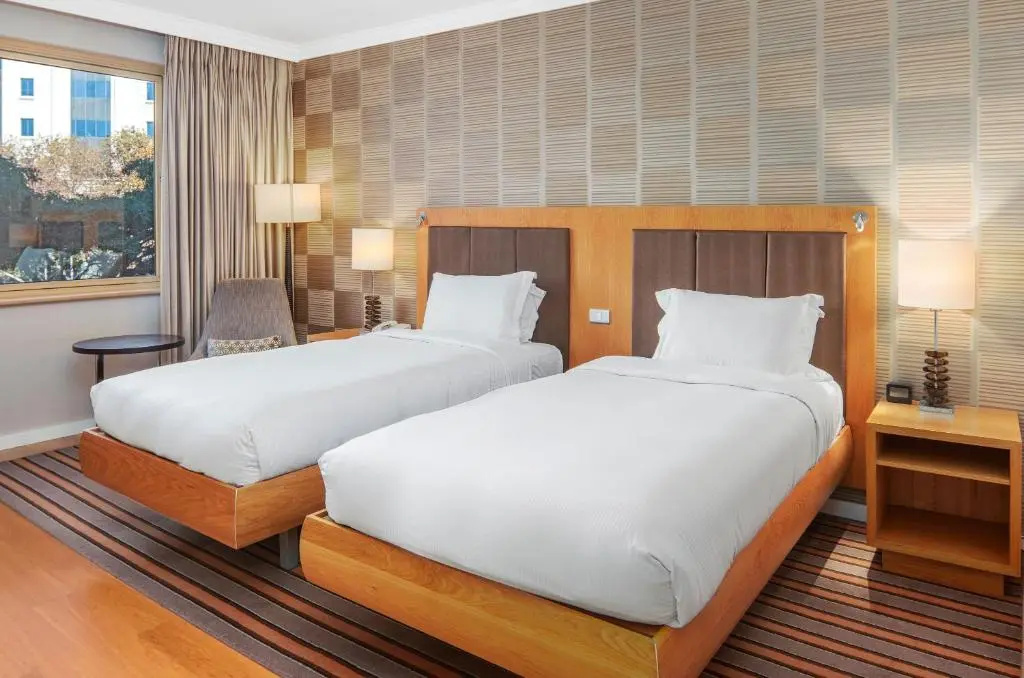 NH Johannesburg Sandton Hotel - Chambres