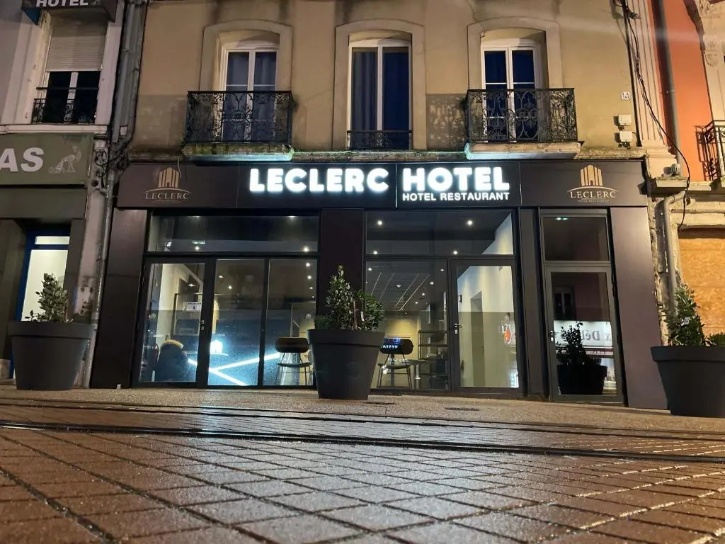 Hotel photo 1