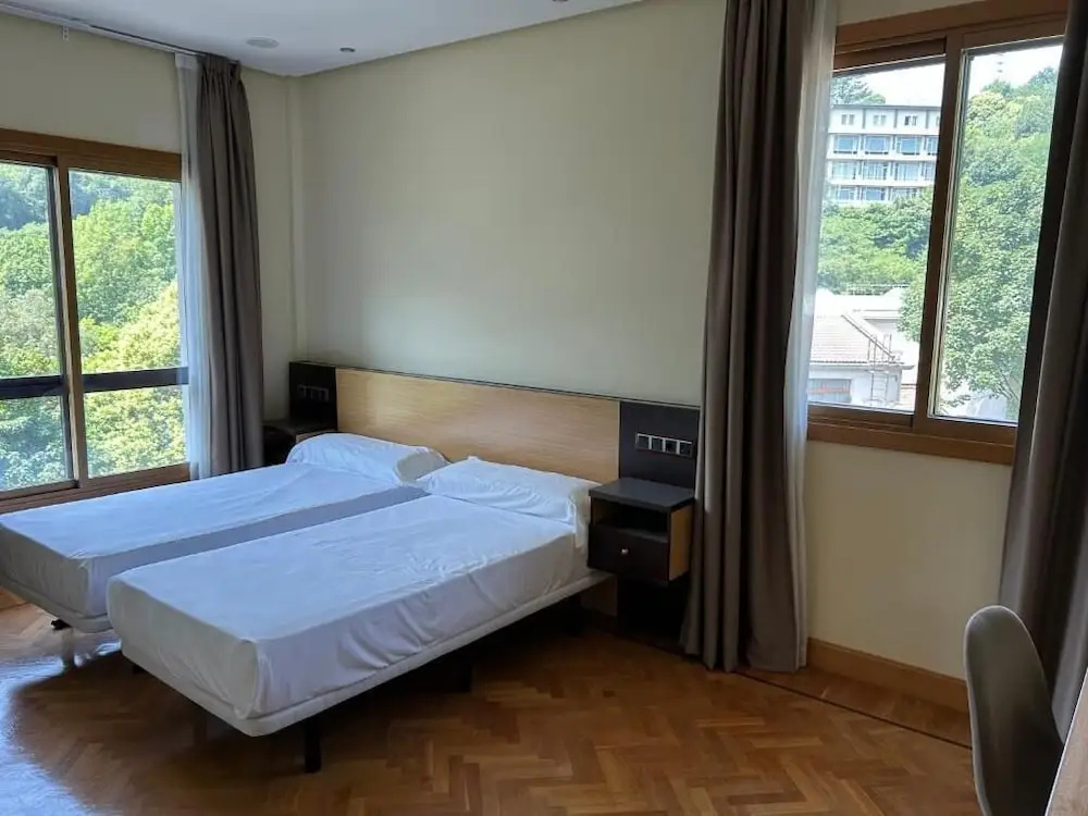 Hotel Eibar — 3