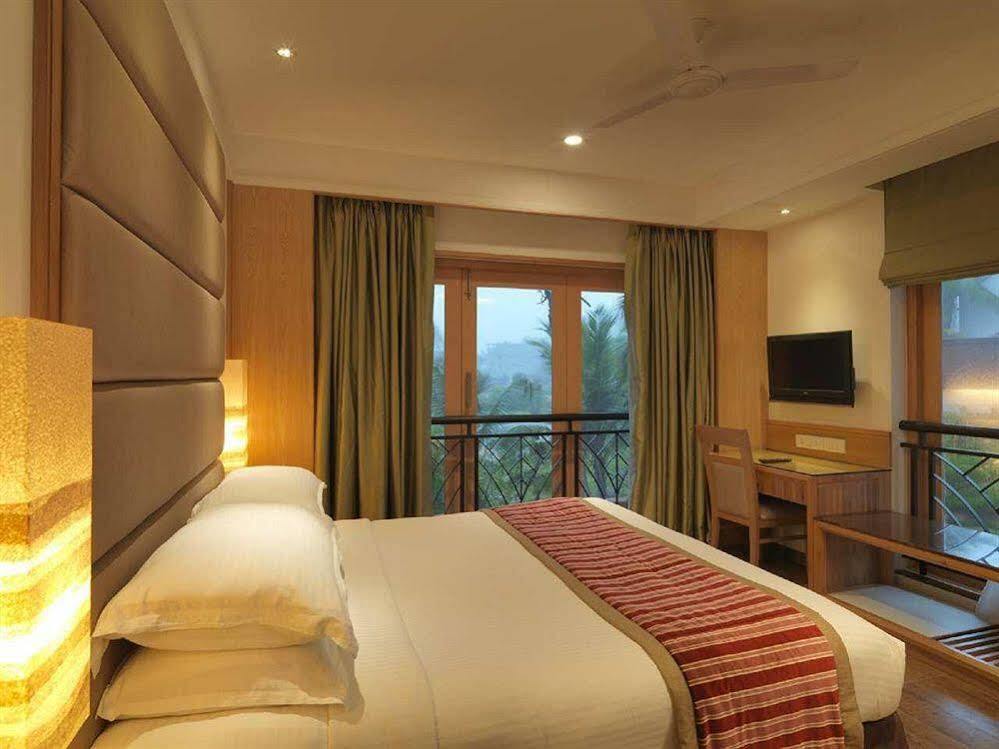 Doubletree By Hilton Hotel Goa 