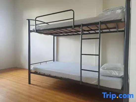 Bed in Dorm (male dorm)