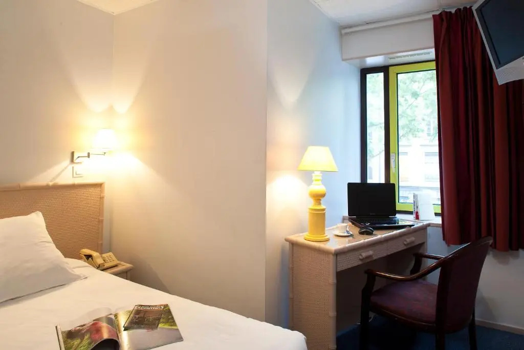 Standard Double room (twin beds)