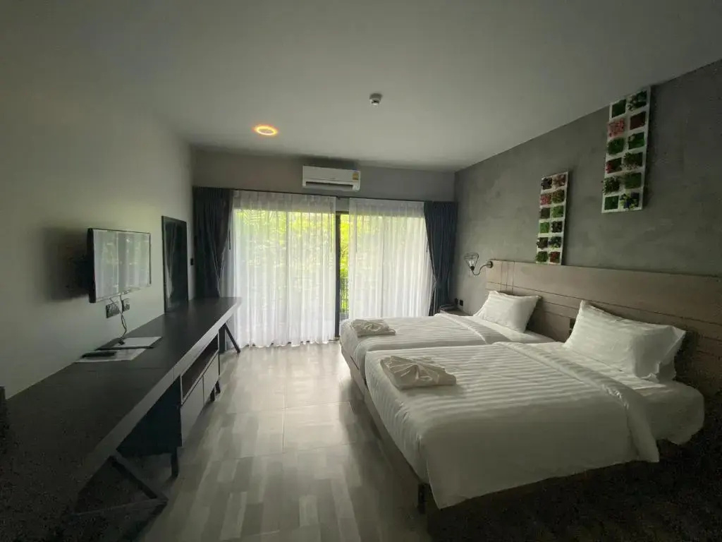 Deluxe Double room (twin beds)