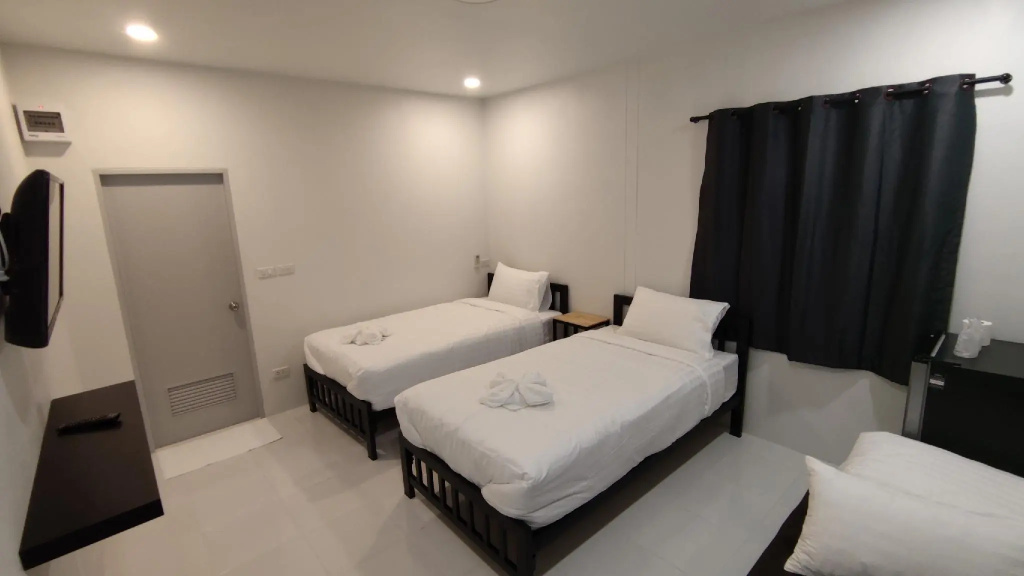 Standard Double room (twin beds)