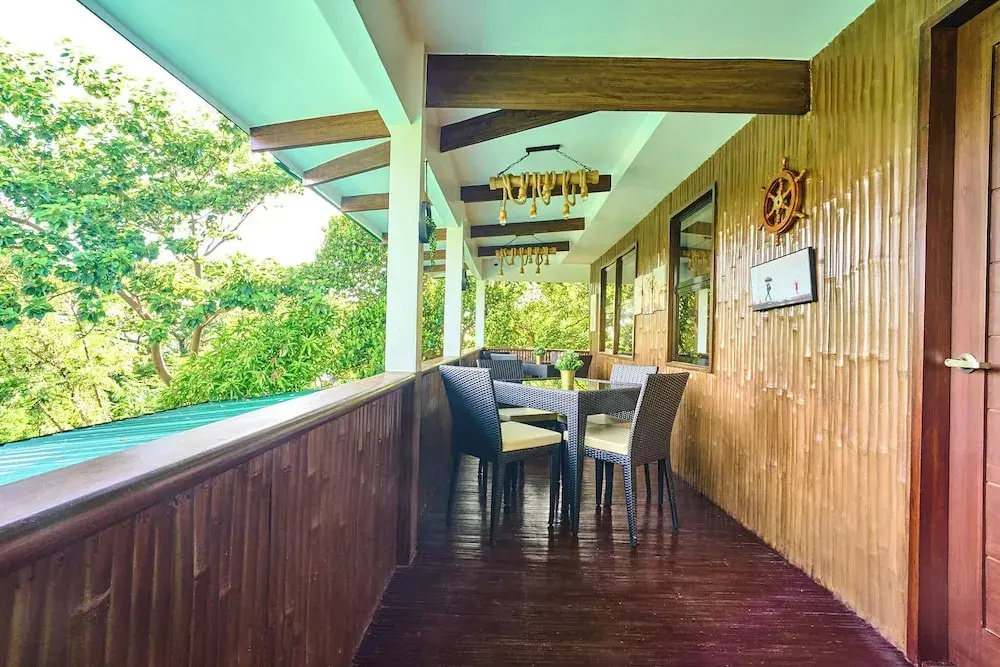 Cuatro Maya by Araw Residences
