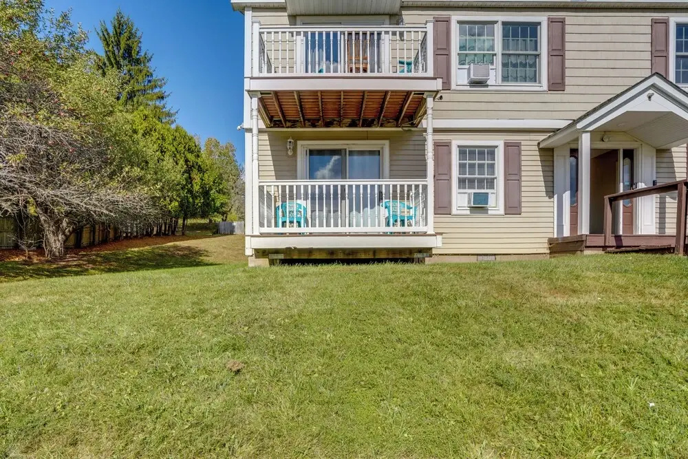Cozy Catskill Condo - 2 Mi to Windham Mountain Ski