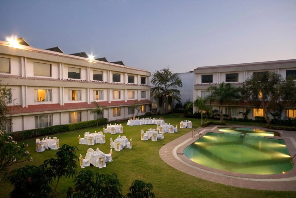 Hotel Express Residency - Jamnagar