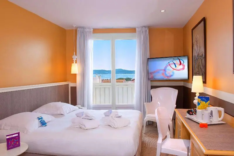Standard room