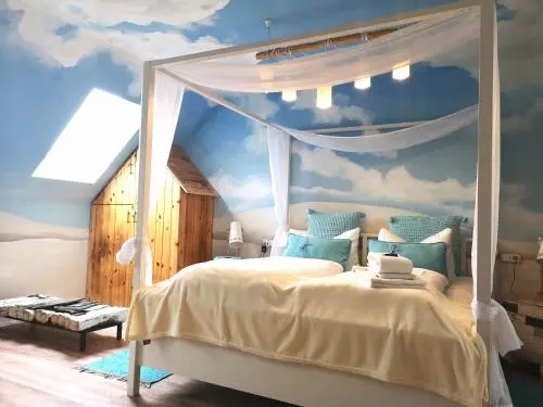Balcony & Terrace