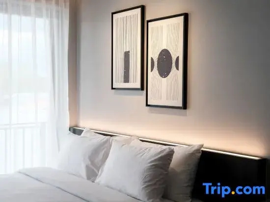 Superior Double room (full double bed)