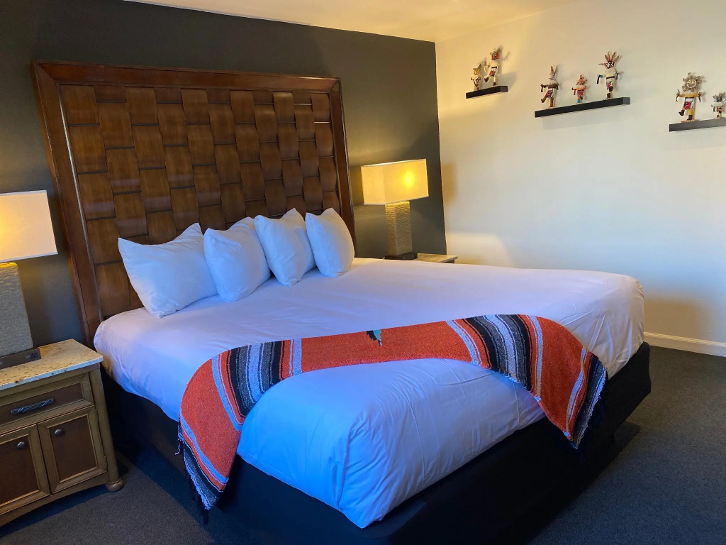 Standard Double room (full double bed)