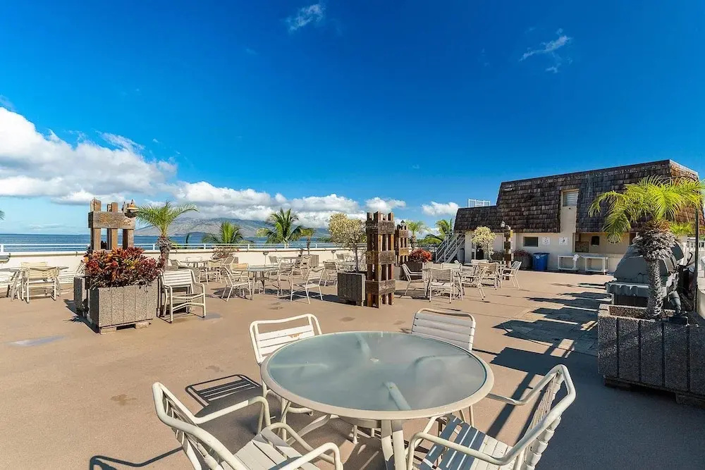 Royal Mauian 309 - Direct Ocean Front, Renovated, Seconds to the Beach, Split AC