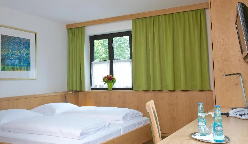 Hotel Zur Mv Hle - Chambres