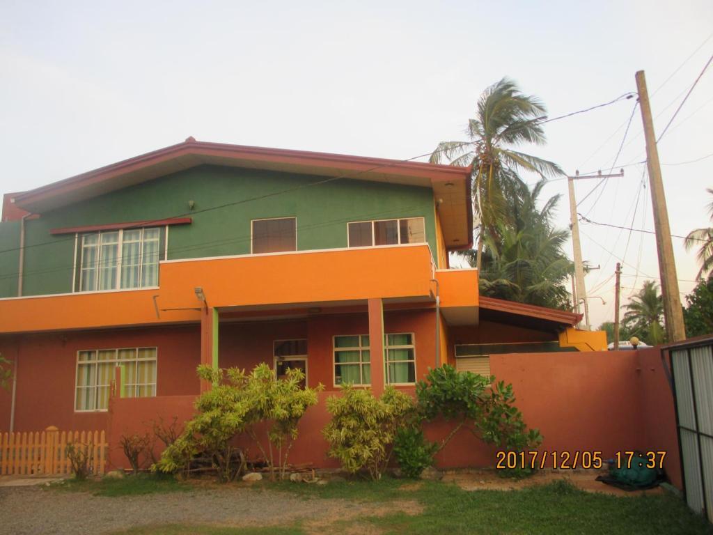 Larn's Villa