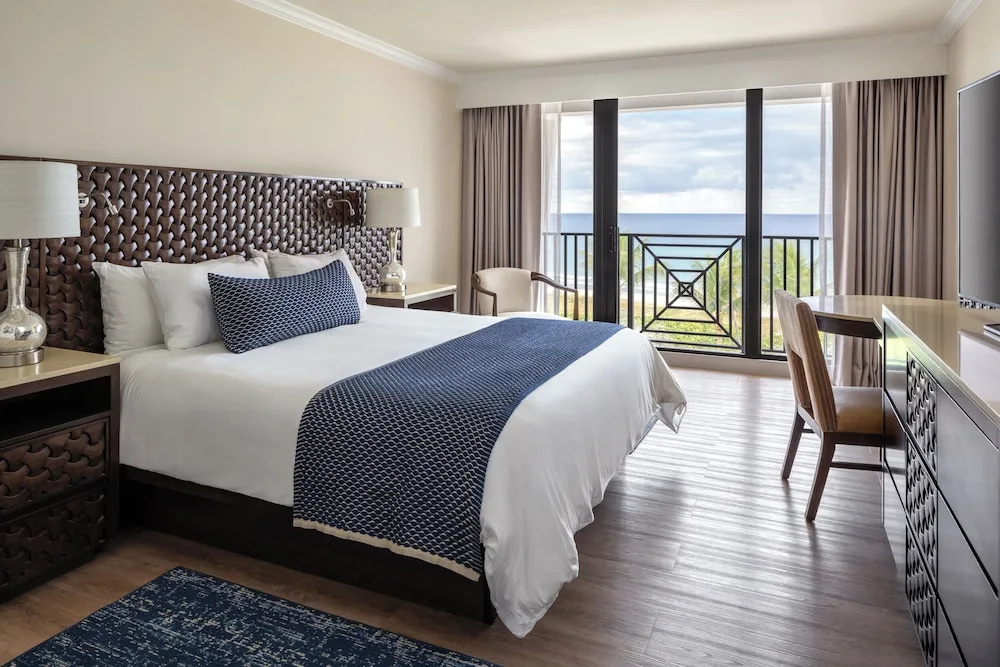 Double Junior Suite oceanfront (full double bed)