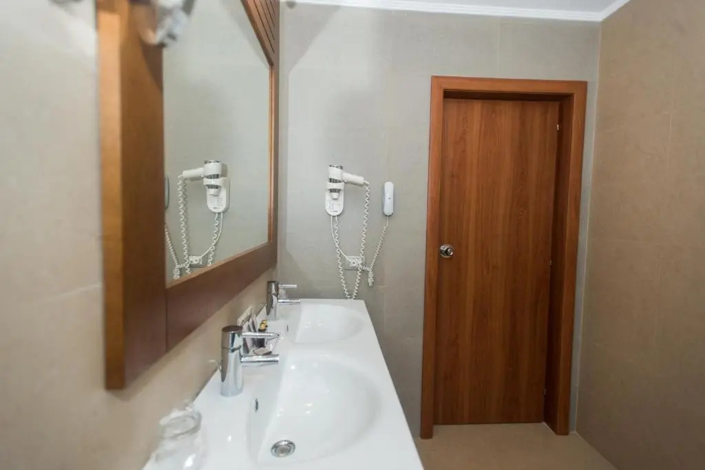 Iaki Hotel - Chambres