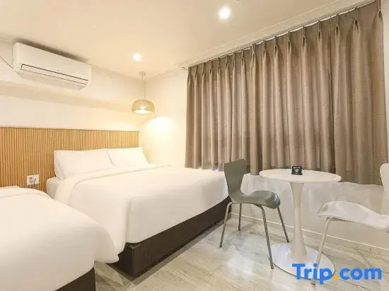 Deluxe Double room (twin beds)