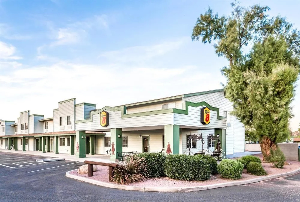 Super 8 Wickenburg AZ