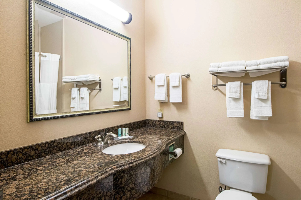 Quadruple Suite