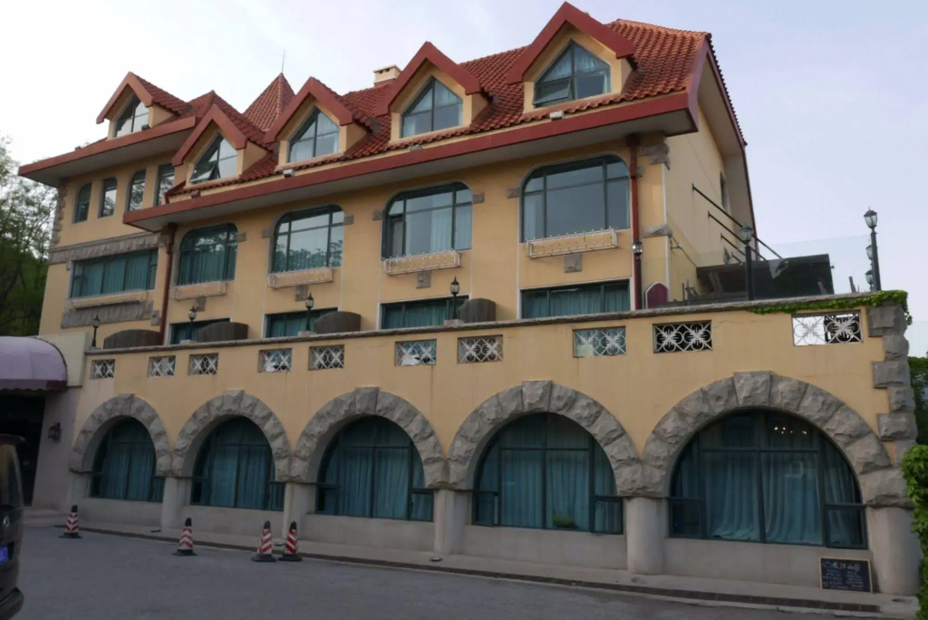 Qingdao The Castle Hotel