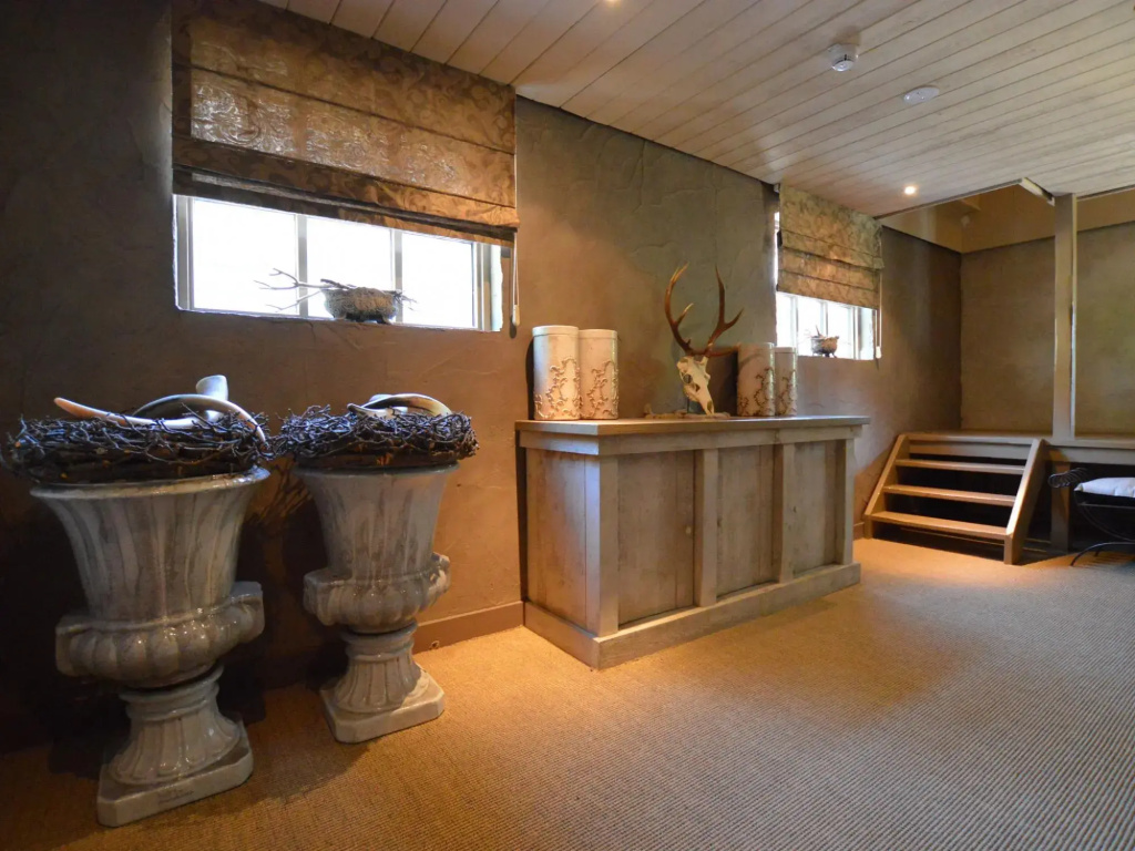 Quaint Holiday Home in Alphen-chaam With Jacuzzi - фото 2