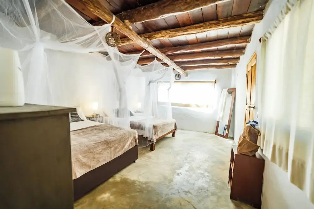 Economy room