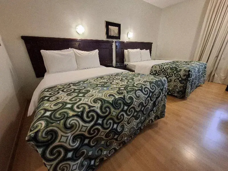 Executive Double room (full double bed)