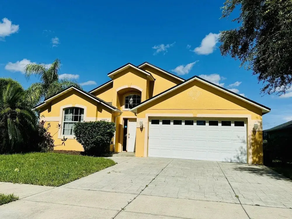 4/3 Vacation Home With Private Pool Located at Formosa Gardens!!