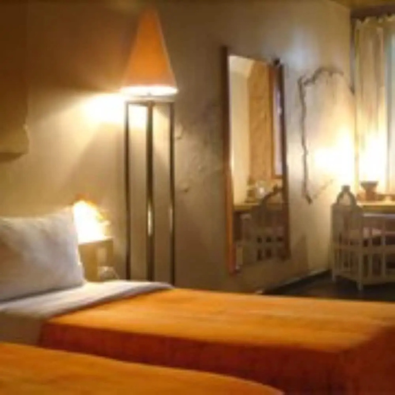 Standard Double room with balcony (full double bed)