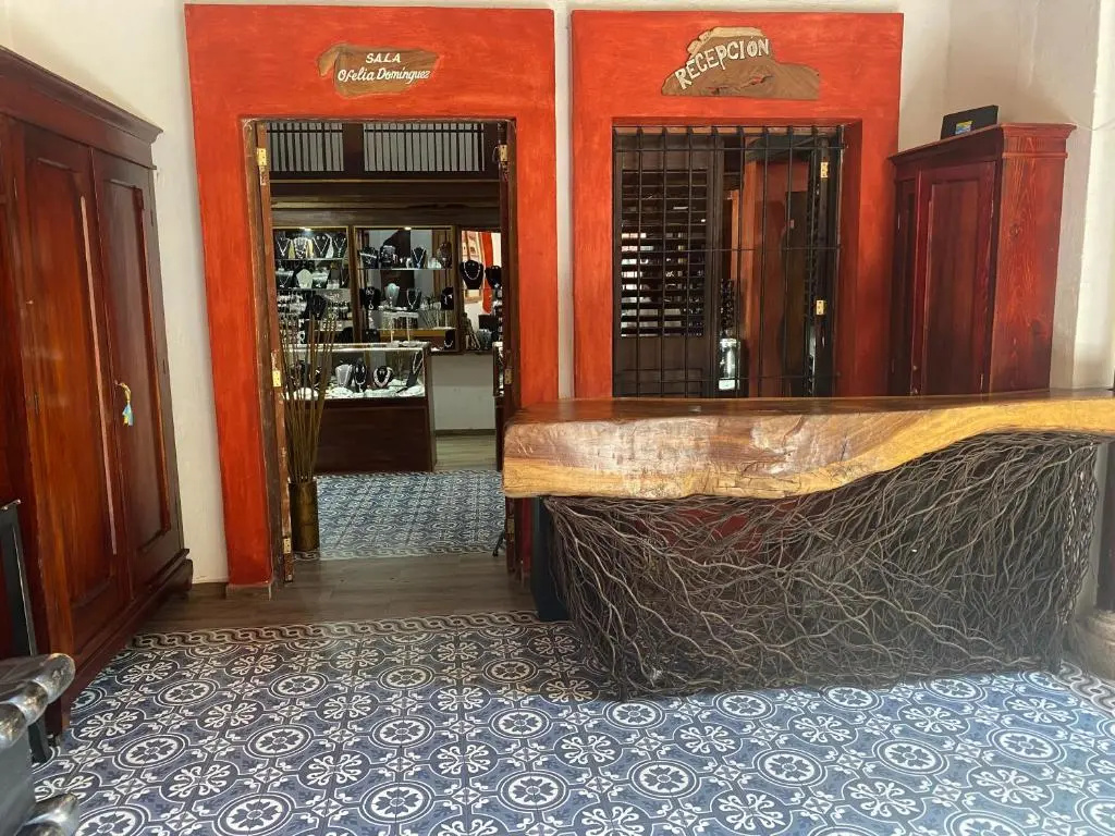 Hotel photo 12