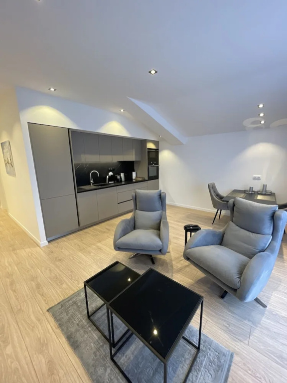 Double Apartment with balcony (full double bed)