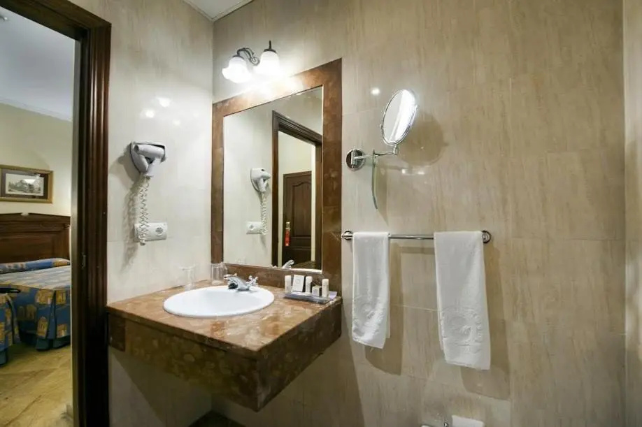 Adriano Hotel Boutique Sevilla - Chambres