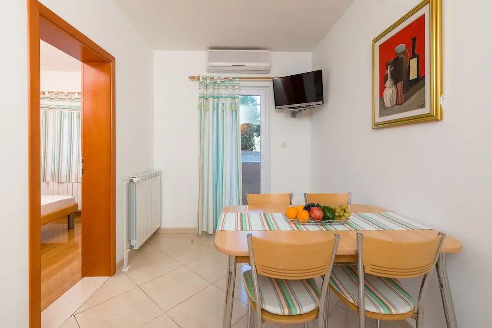 2 Bedrooms Apartment with balcony