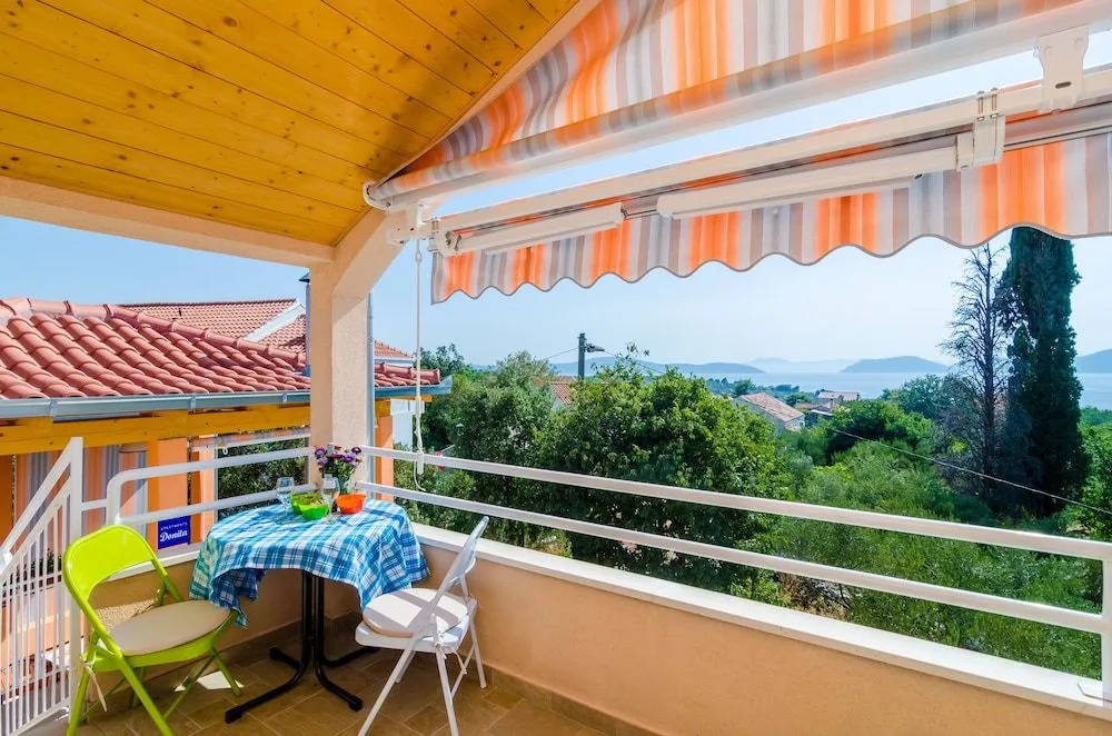 Apartments Donita