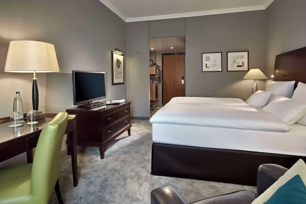 Lindner Hotel Cologne City Plaza, part of JdV by Hyatt - Chambres