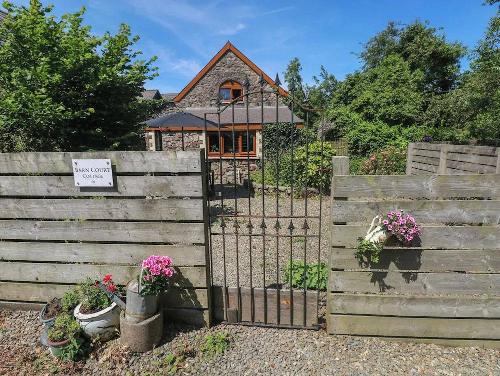 Barn Court Cottage