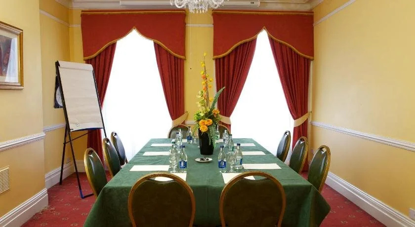 Leens Hotel - Général