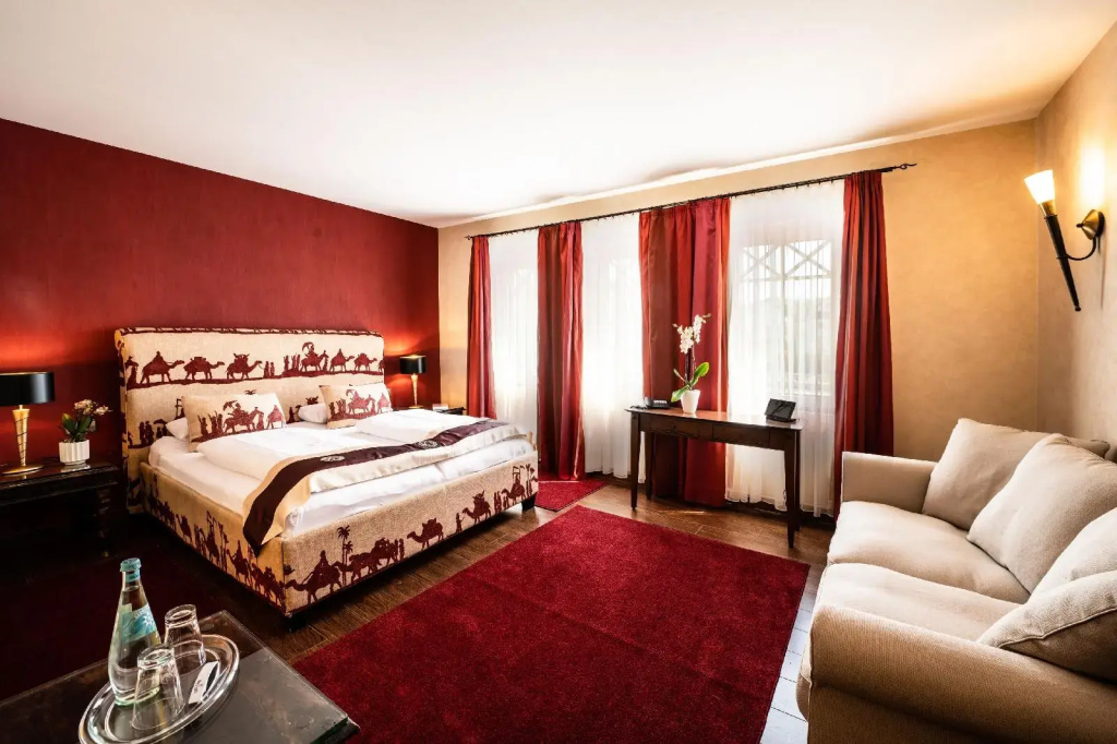 Hotel photo 12