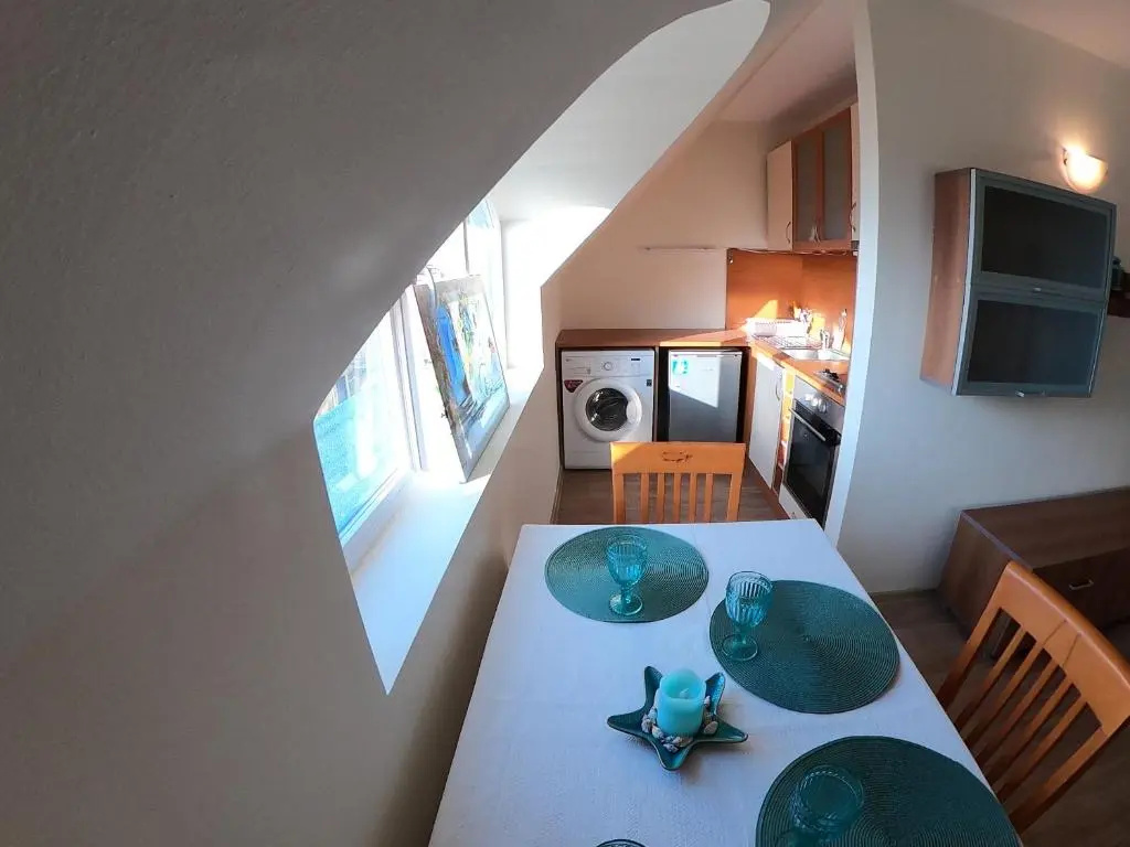 Aquaria Holiday Apartments - Chambres