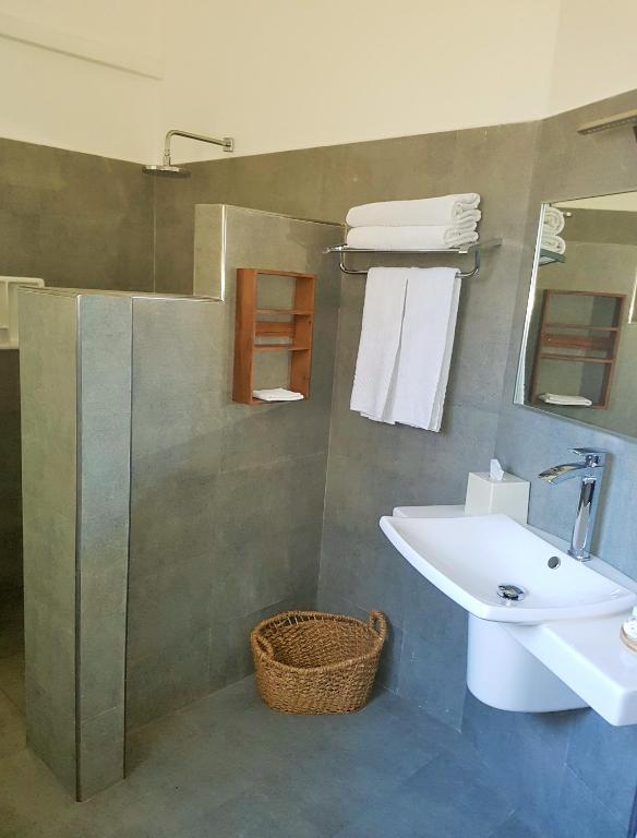 Imagine Villa Hotel