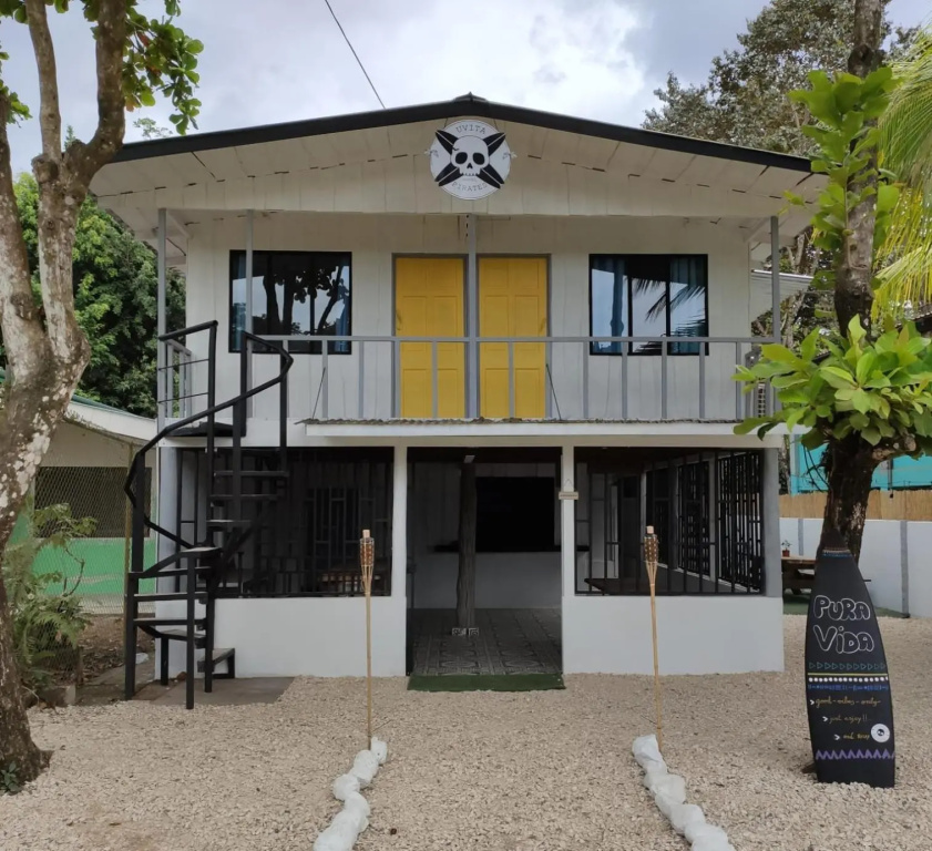 Uvita Pirates Hostel