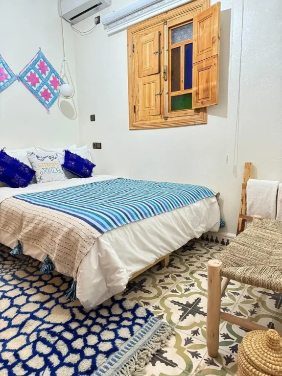 Standard Double room with balcony (full double bed)