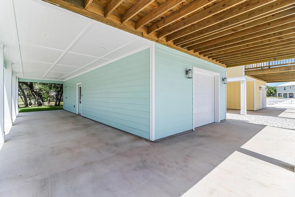 Fishtastic Sp103 4 Bedroom Home by RedAwning