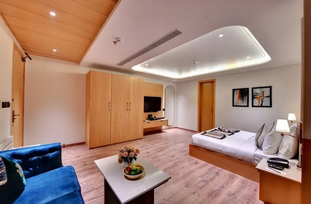 Luxury Suite