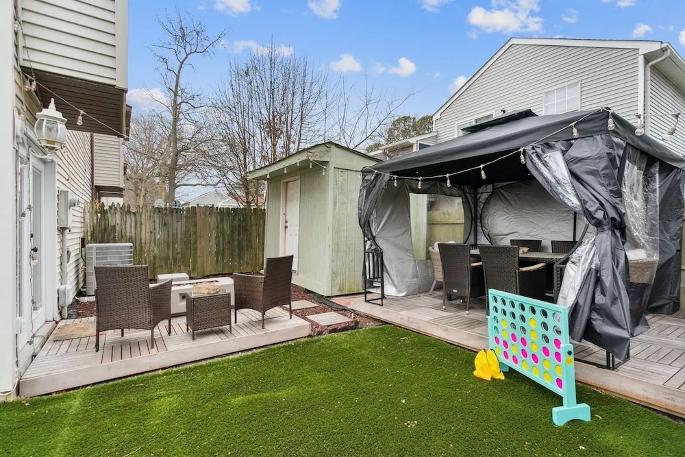 Beach Lair 3 Bedroom Townhouse by Redawning