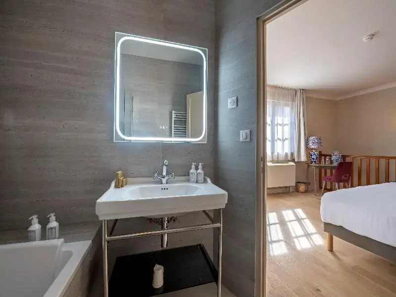 Hôtel de la Poste à Avallon, Bourgogne - Chambres
