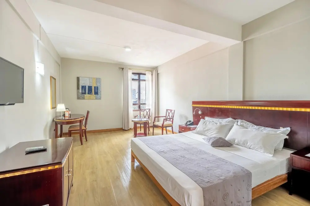 Gold Crest Hotel - Chambres