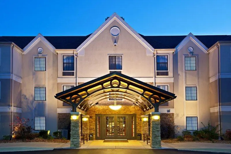 Staybridge Suites South Springfield by IHG - Chambres