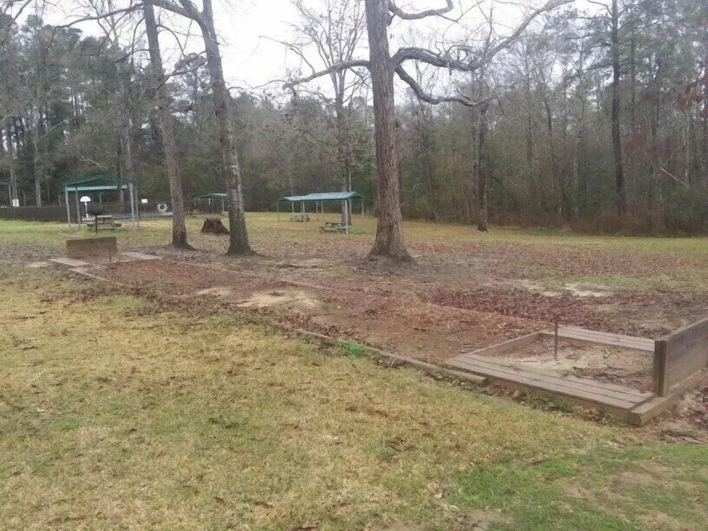 Whispering Creek Lodging & RV Resort